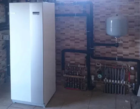 Топкова з ґрунтовим тепловим насосом NIBE F1245-12